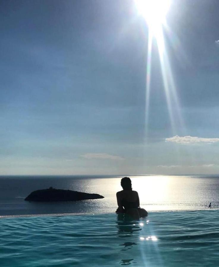 Luxury Villa Blue&Blanc Piscina A Sfioro Isola Diamante Extérieur photo